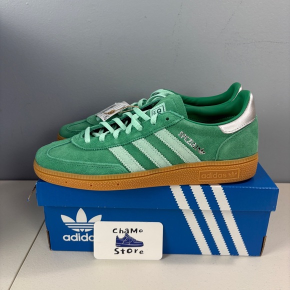 Adidas Handball Spezial Sneaker Shoes Court Green Mint Gum JS2908 Women's Sz - Picture 3 of 10